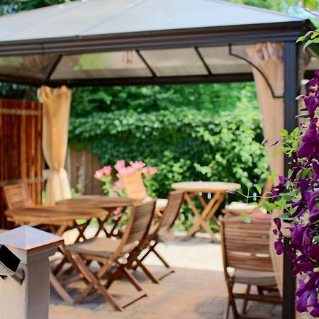 Globetrotters B&B Niagara-on-the-Lake Esterno foto