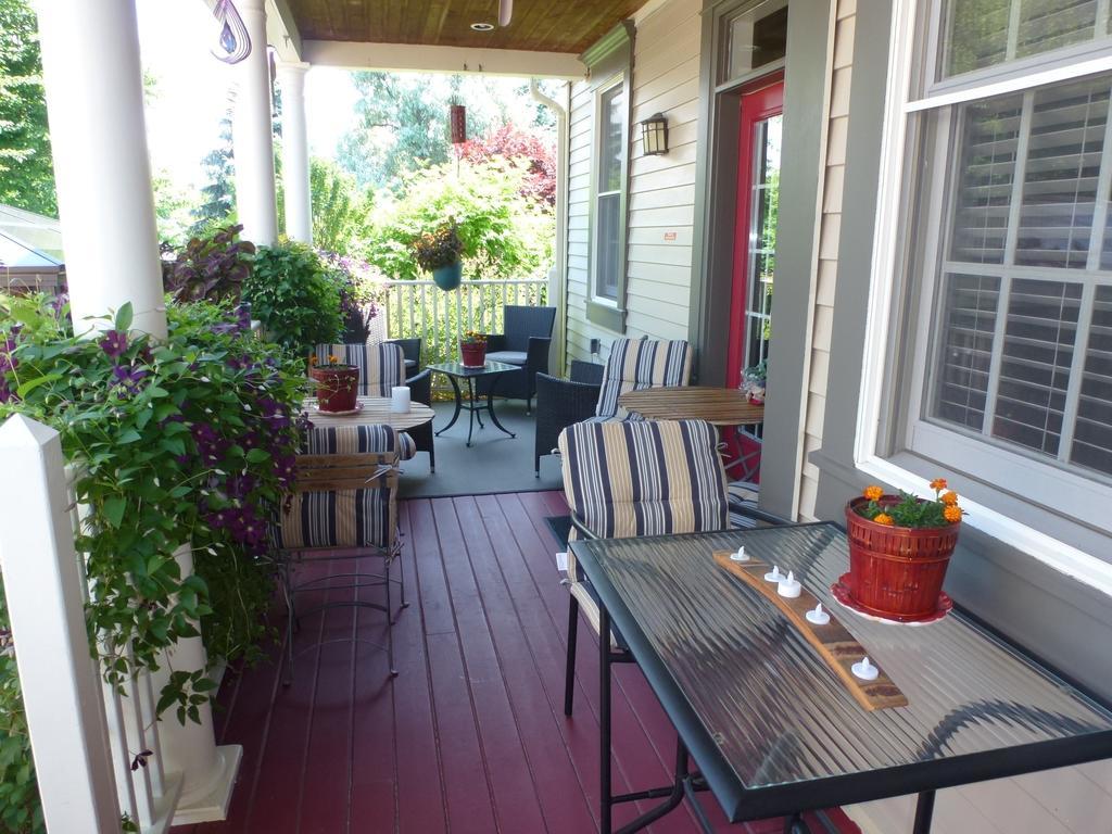 Globetrotters B&B Niagara-on-the-Lake Esterno foto